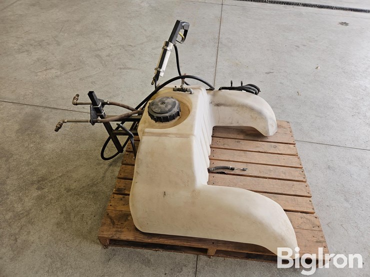 24-gal-atv-sprayer-image-4