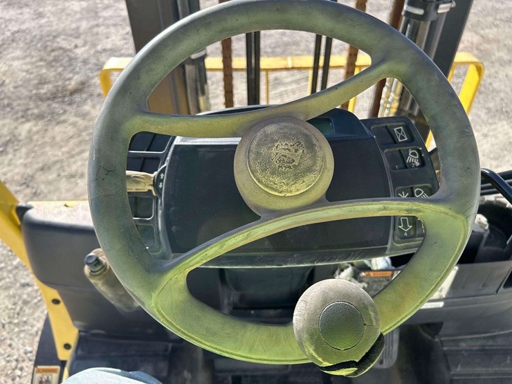 hyster-h90ft-8,000lb-diesel-forklift-image-11