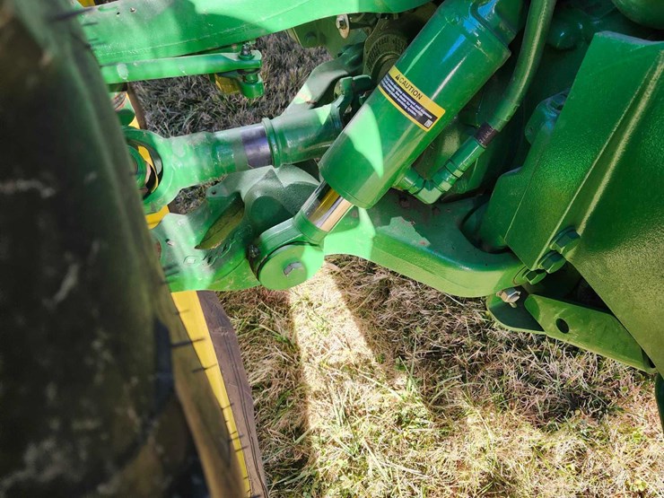 2022-john-deere-8r-310-image-23