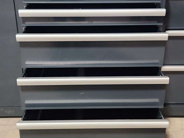 (assembled,-disassembly-required)-boss-2.6m-9-drawer,-5-cabinet-tool-station-(3-boxes)-image-3