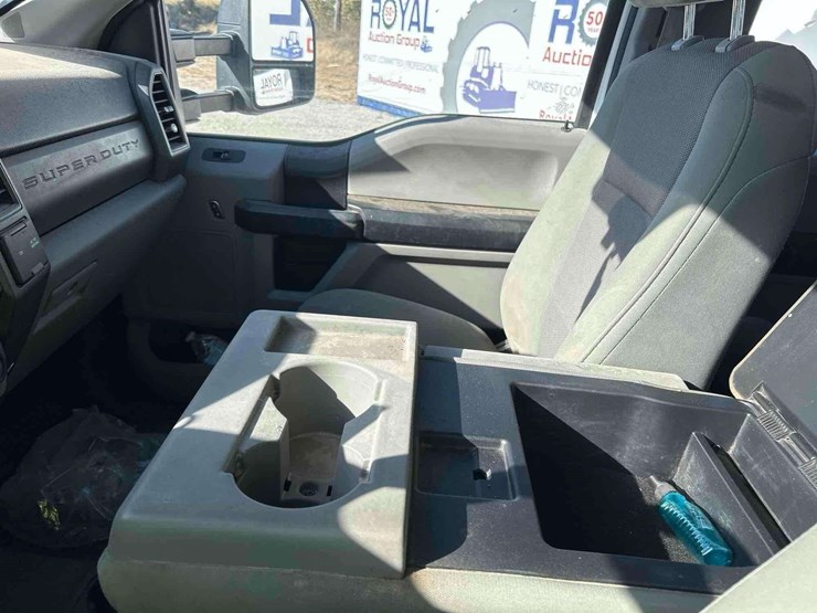 2018-ford-f350-image-16