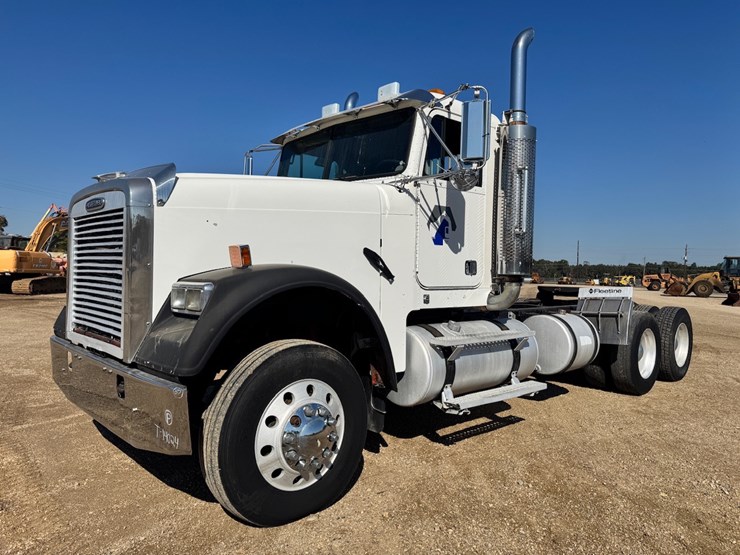 #14024-•-2007-freightliner-fld120sd-truck-tractor-image-1