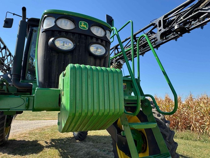 2011-john-deere-4730-image-22