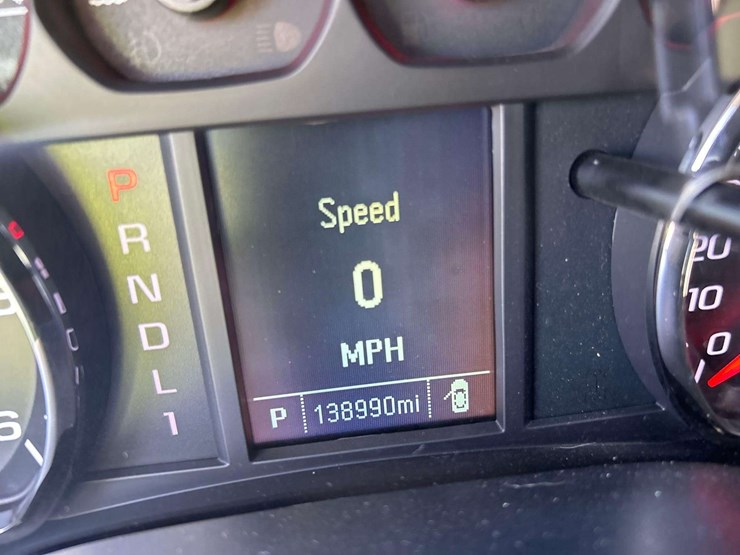 2017-chevrolet-silverado-2500-image-6