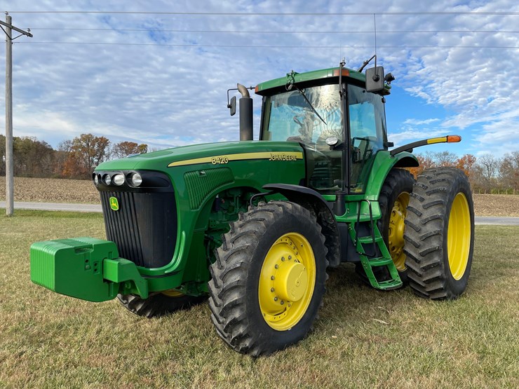 2005-john-deere-8420-image-1