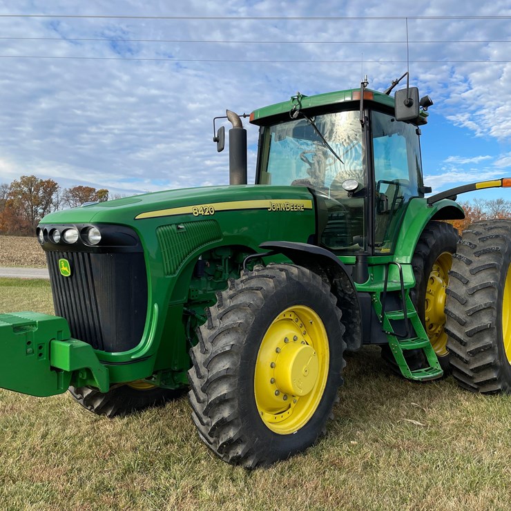 2005 JOHN DEERE 8420