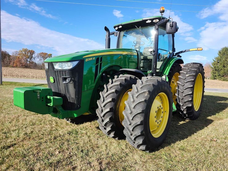 2012-john-deere-8285r-image-1