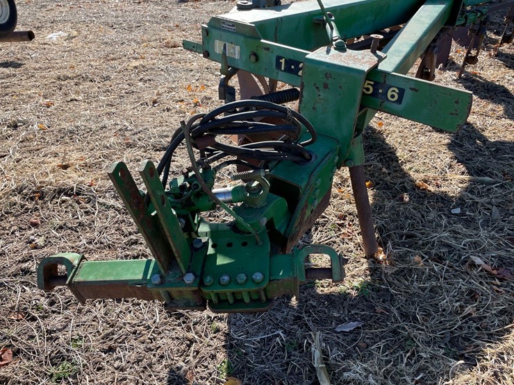 john-deere-2800-image-2