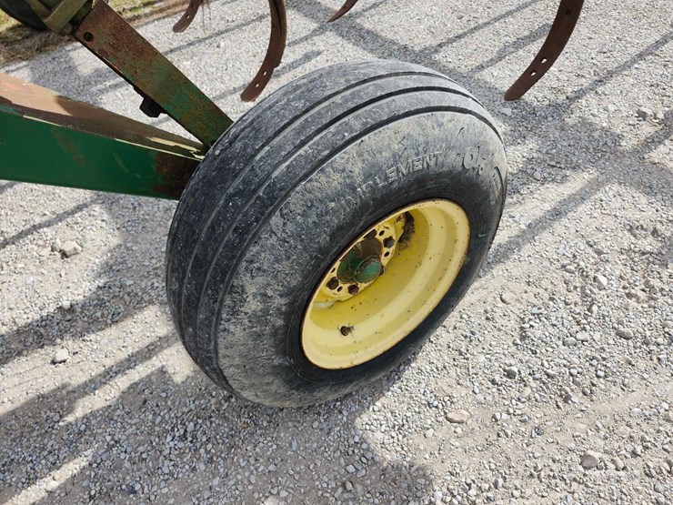 john-deere-712-image-4