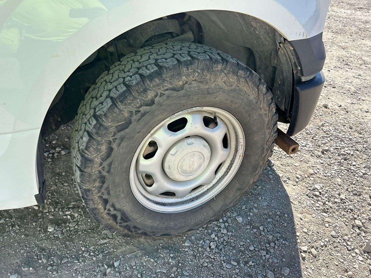 2016-ford-f150-image-22