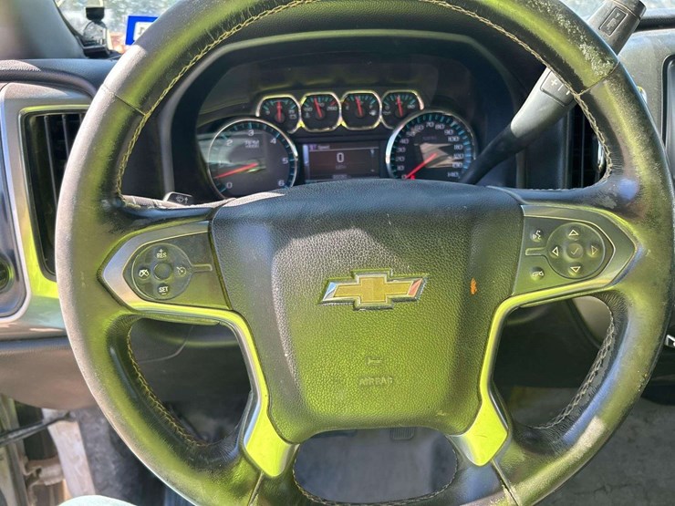 2017-chevrolet-silverado-1500-image-13