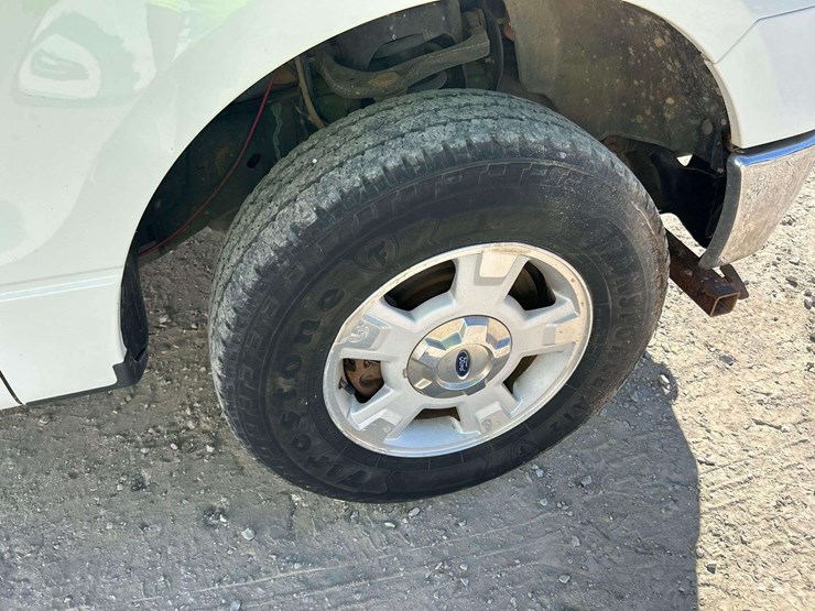 2014-ford-f150-image-26