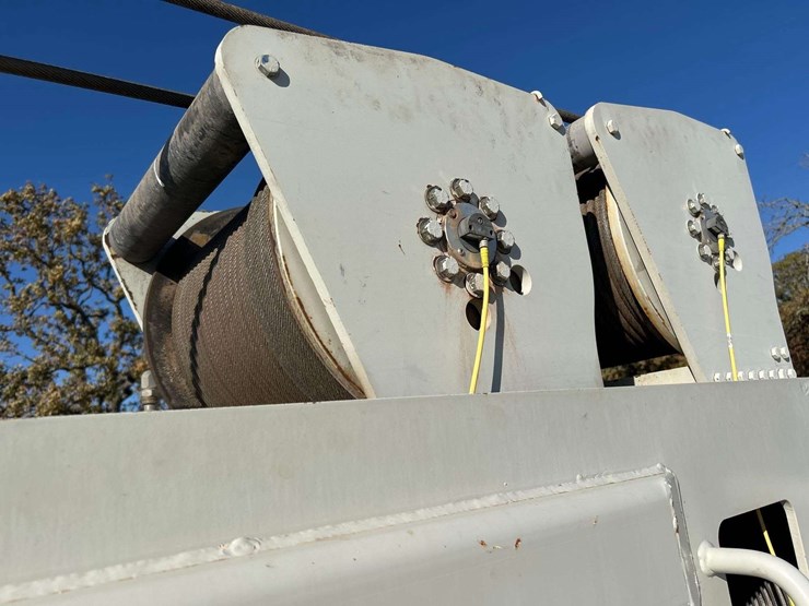 2015-peterbilt-367-image-26