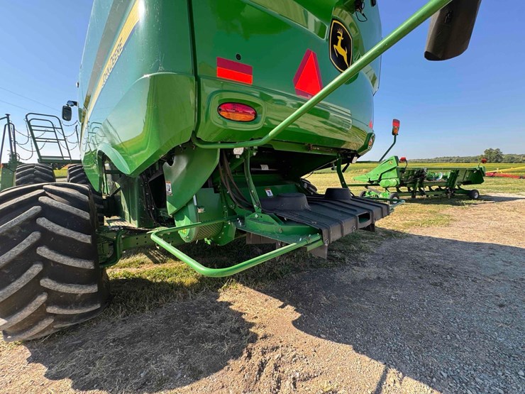 2022-john-deere-s770-image-30