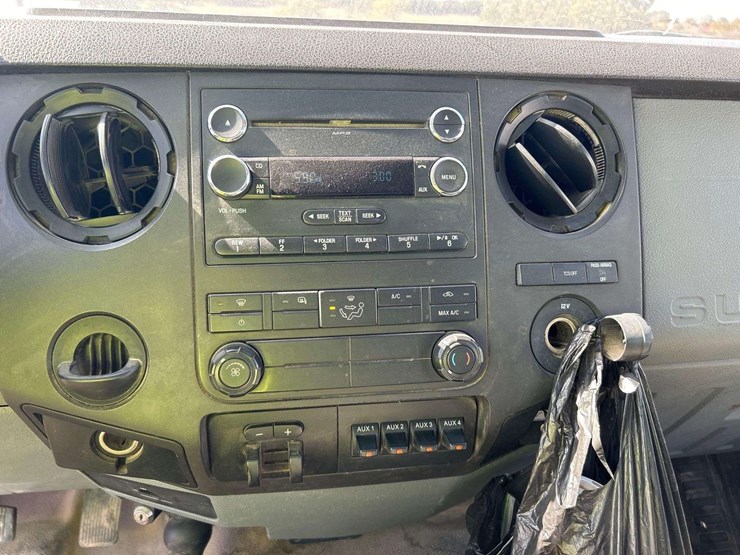 2013-ford-f350-image-17