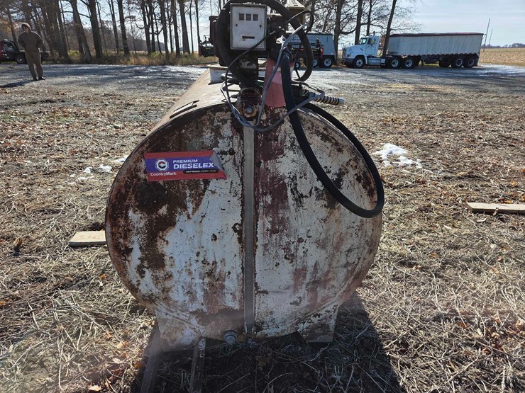 750-gallon-fuel-tank-image-5