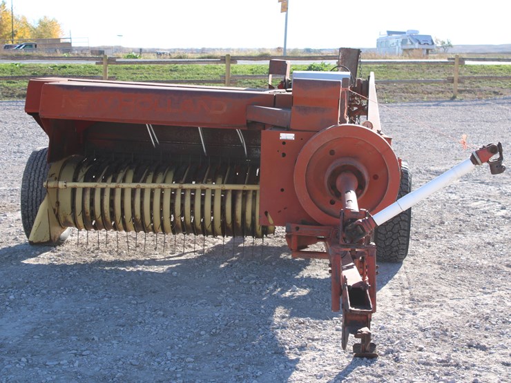 new-holland-273-image-2