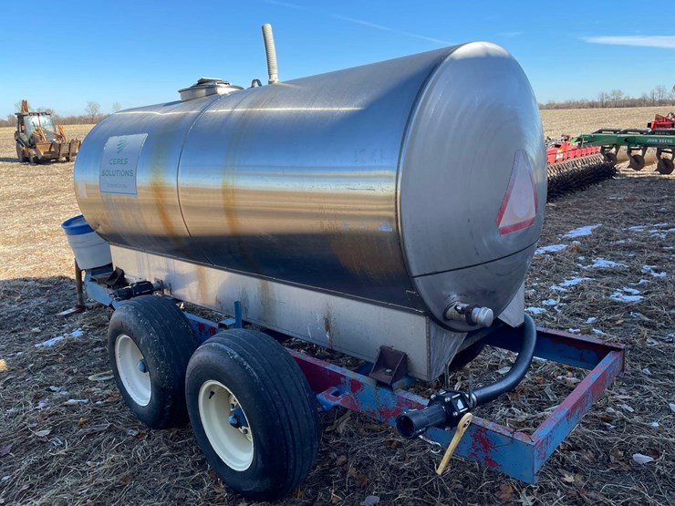 stainless-nurse-trailer-image-14