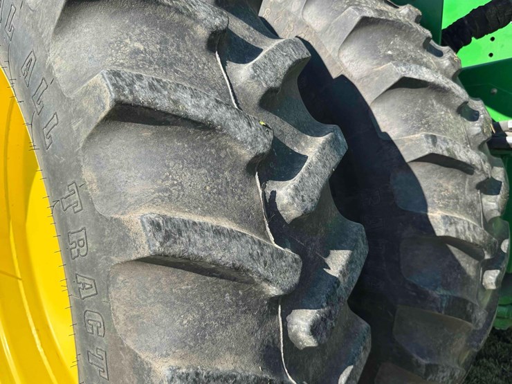 2012-john-deere-9360r-image-17