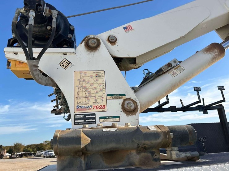 2017-ford-f550-image-34