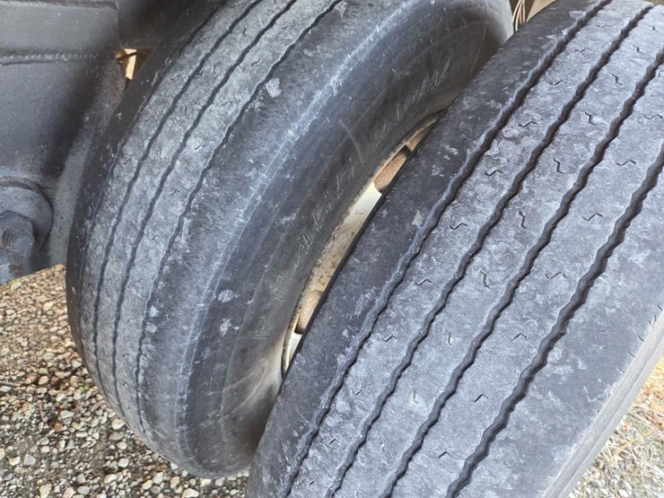 lime-city-hopper-bottom-trailer-image-14