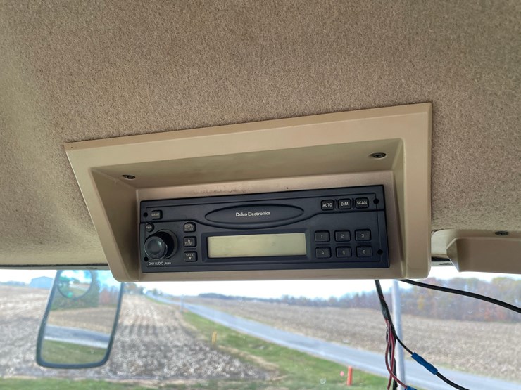 2005-john-deere-8420-image-20