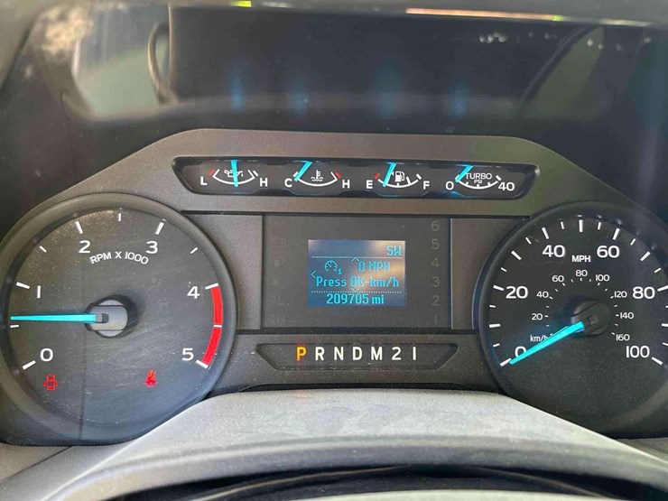 2018-ford-f350-image-12