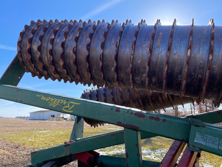 brillion-x-fold-packer-image-9