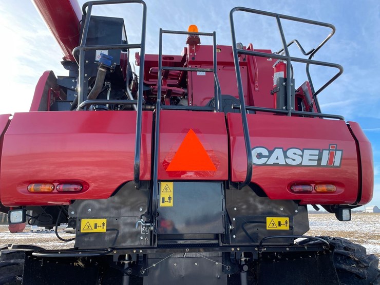 2014-case-ih-5130-image-33