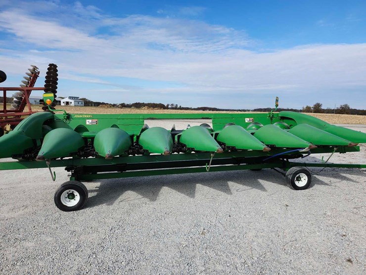 john-deere-608c-image-3