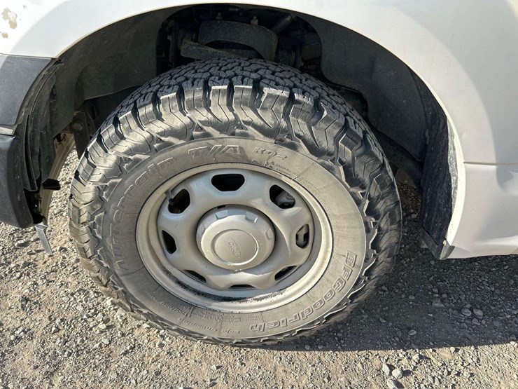 2017-ford-f150-image-17