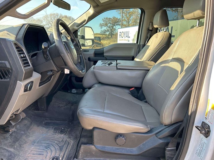 2020-ford-f250-image-11