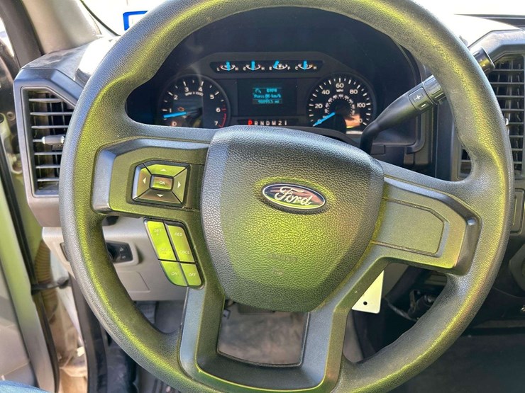 2017-ford-f150-image-13