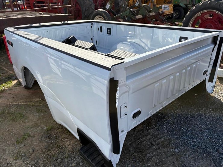 2024-ford-truck-bed-image-1