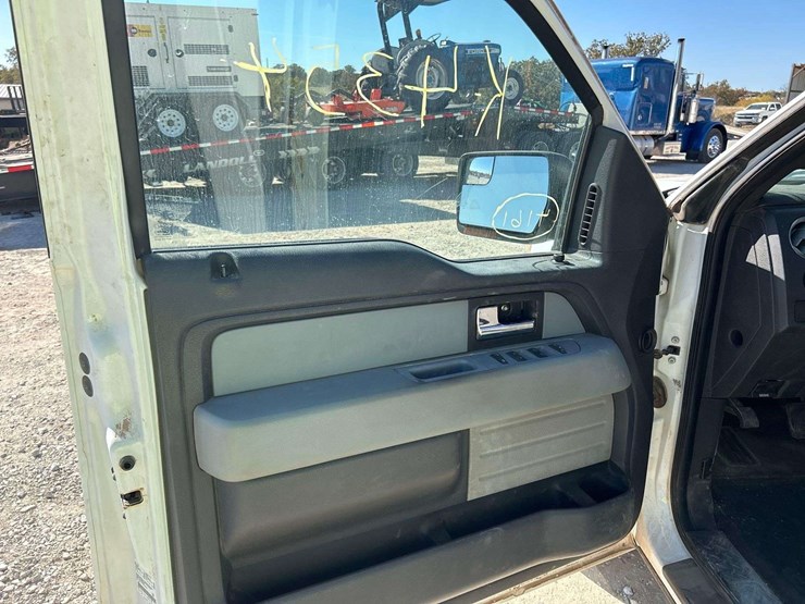 2014-ford-f150-image-12