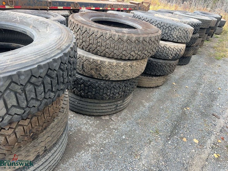 54-assorted-heavy-truck-tires-image-2