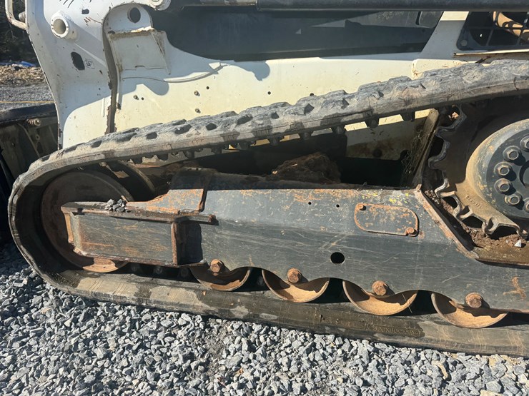 2015-bobcat-t550-image-11