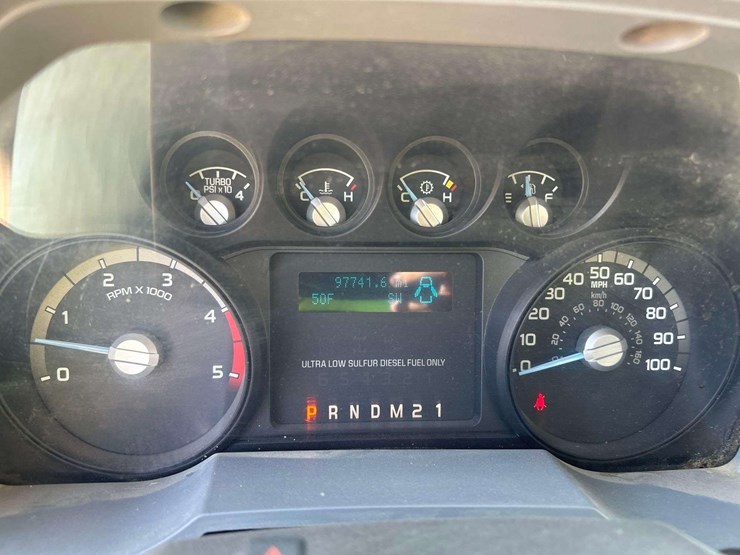 2013-ford-f350-image-14