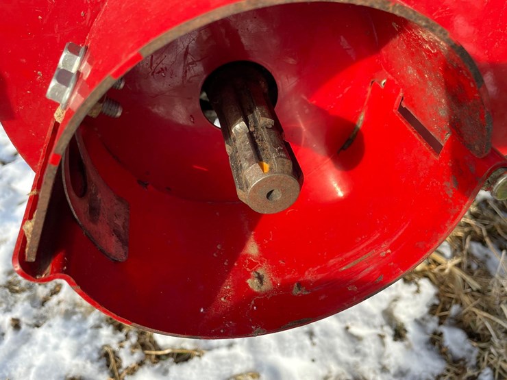 2014-case-ih-5130-image-11