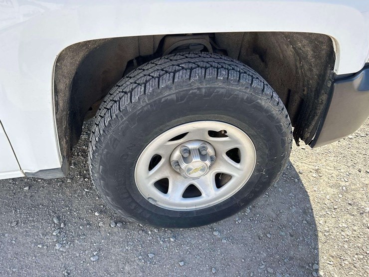 2017-chevrolet-silverado-1500-image-24