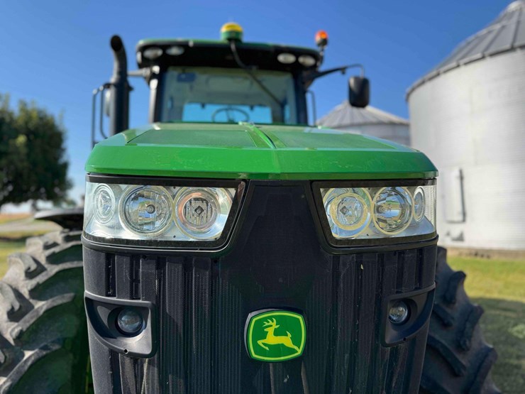 2013-john-deere-8285r-image-23