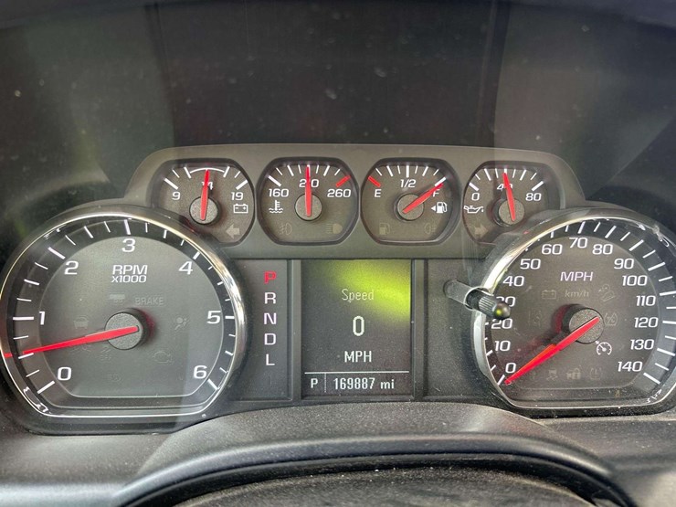 2017-chevrolet-silverado-1500-image-14