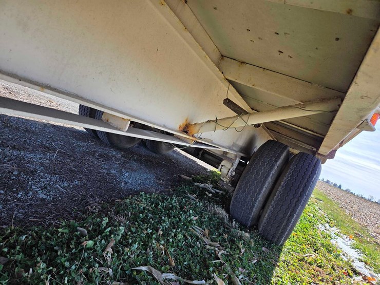 flatbed-trailer-image-19