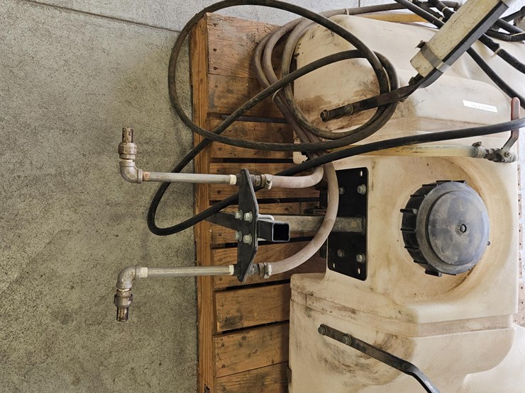 24-gal-atv-sprayer-image-11