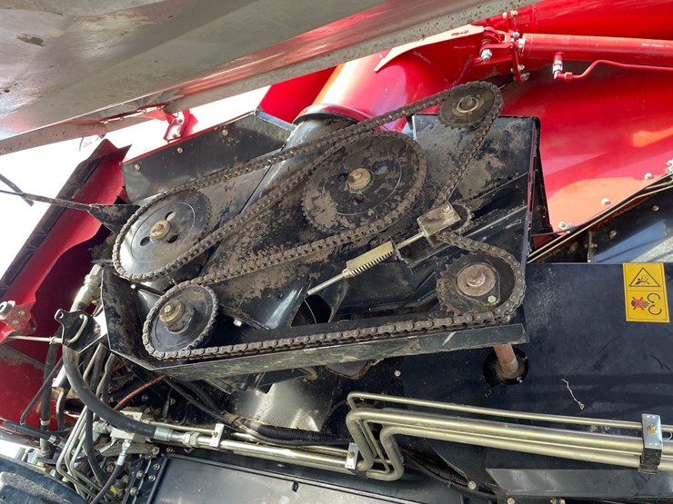 2014-case-ih-5130-image-21