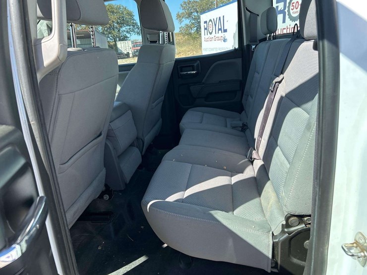 2017-chevrolet-silverado-1500-image-18