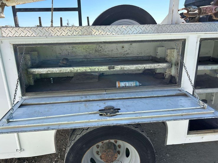 2013-ford-f350-image-37