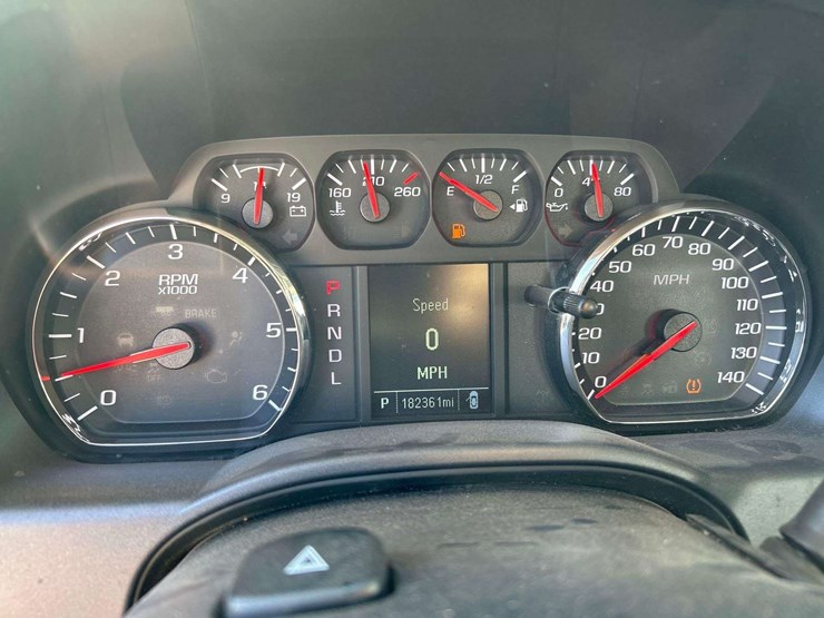 2017-chevrolet-silverado-1500-image-13