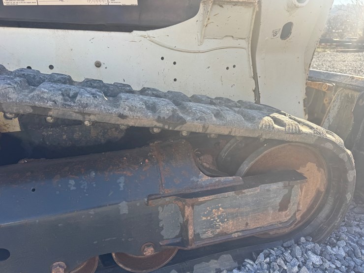 2015-bobcat-t550-image-8