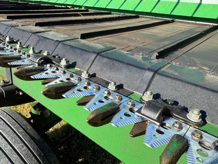 2022-john-deere-rd40f-image-4